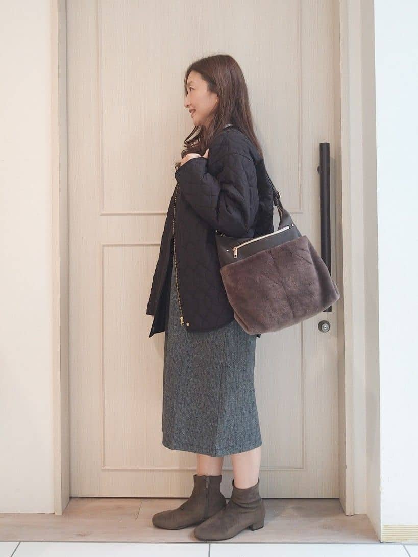 mi-saさんの「SHOO･LA･RUE｜【2点セット/洗濯機可】時短でコーデが決まる ジャンドレ+リブインナー」を使ったコーディネート