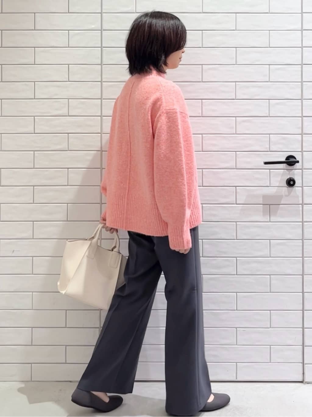 しおりさんの「OPAQUE.CLIP｜ふわふわハイネックニット【洗濯機OK】」を使ったコーディネート
