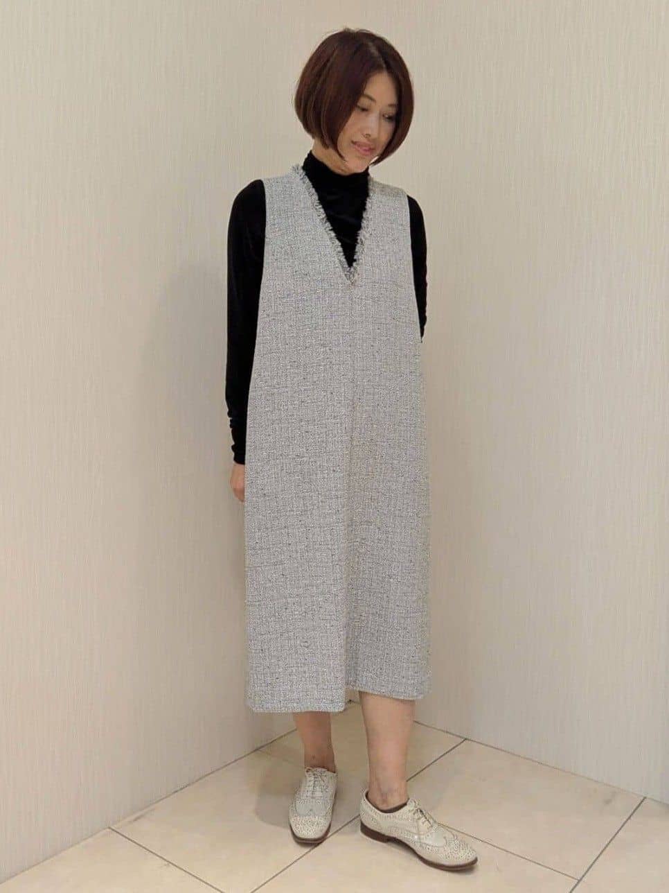 u-macoさんの「UNTITLED｜【洗える/細見え】ツイード ジャンパースカート」を使ったコーディネート
