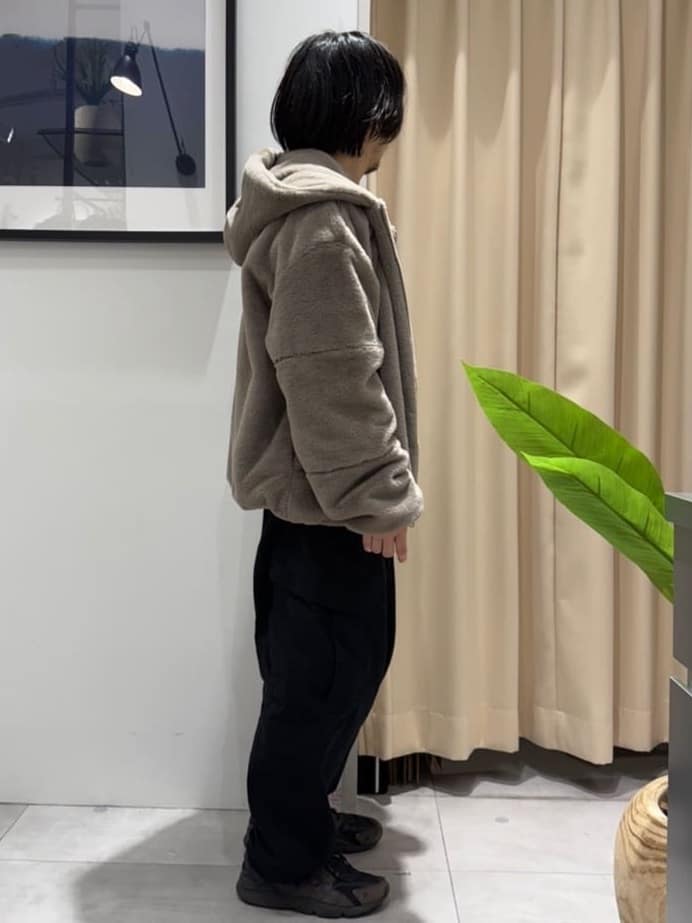 はさんの「THE SHOP TK｜【大人の上品カジュアルを叶える】ハグするニット 洗濯機OK／6色展開」を使ったコーディネート