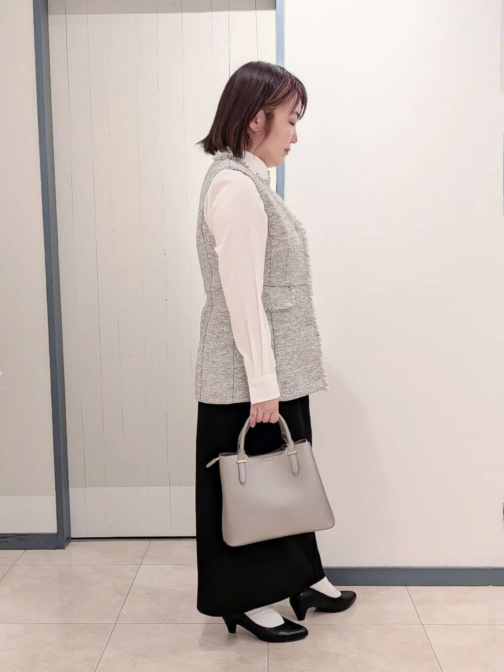 yukikaさんの「grove｜【手洗いOK】ツイードペプラムジレ」を使ったコーディネート