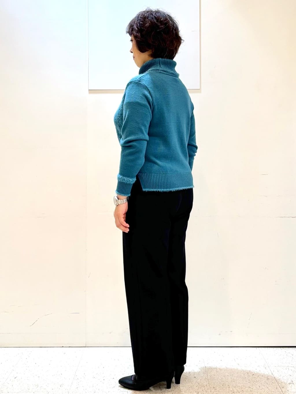 ヤスコさんの「Reflect｜【ほんのりラメ感◎】ふわふわフェザーヤーンハイネックニット」を使ったコーディネート