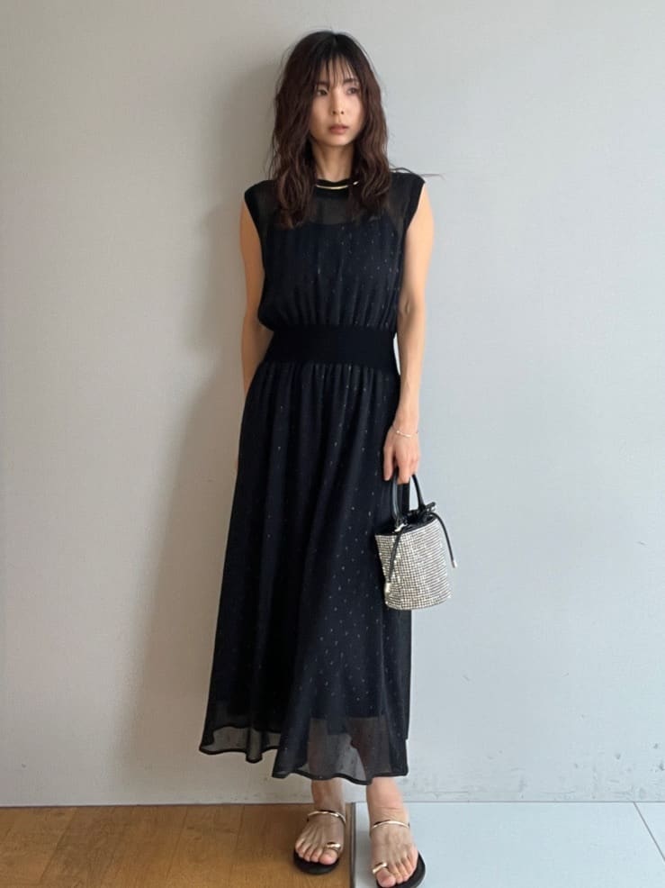 misaさんの「DRESSTERIOR｜【ウォッシャブル/きれいめ】フィルムドット シアードレス」を使ったコーディネート