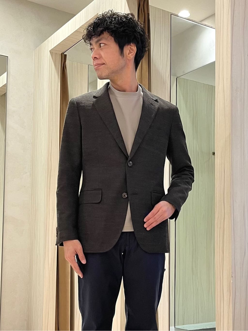 URAさんの「TAKEO KIKUCHI｜【ダウンライナー付き】メランジ ステンカラー コート」を使ったコーディネート