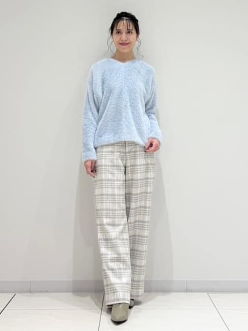 kayoさんの「INDIVI｜【洗える】エアリーシャギートップス」を使ったコーディネート