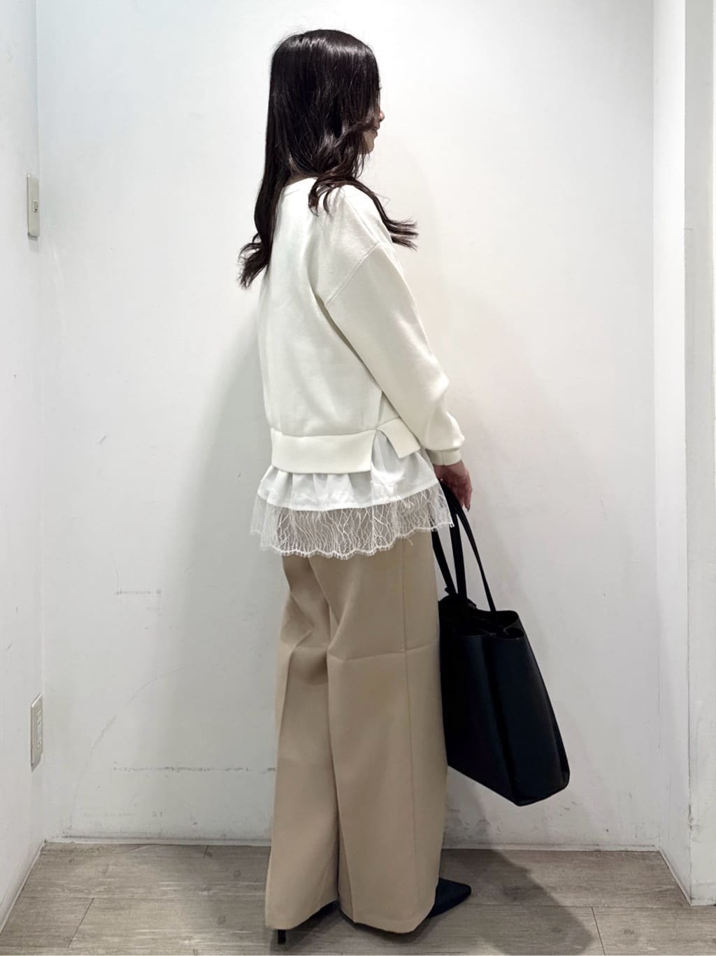 yuicciさんの「OPAQUE.CLIP｜裾レースドッキングニット」を使ったコーディネート