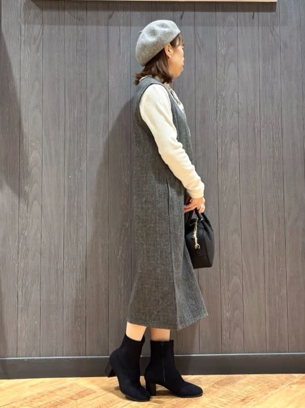 meiさんの「SHOO･LA･RUE｜【2点セット/洗濯機可】時短でコーデが決まる ジャンドレ+リブインナー」を使ったコーディネート