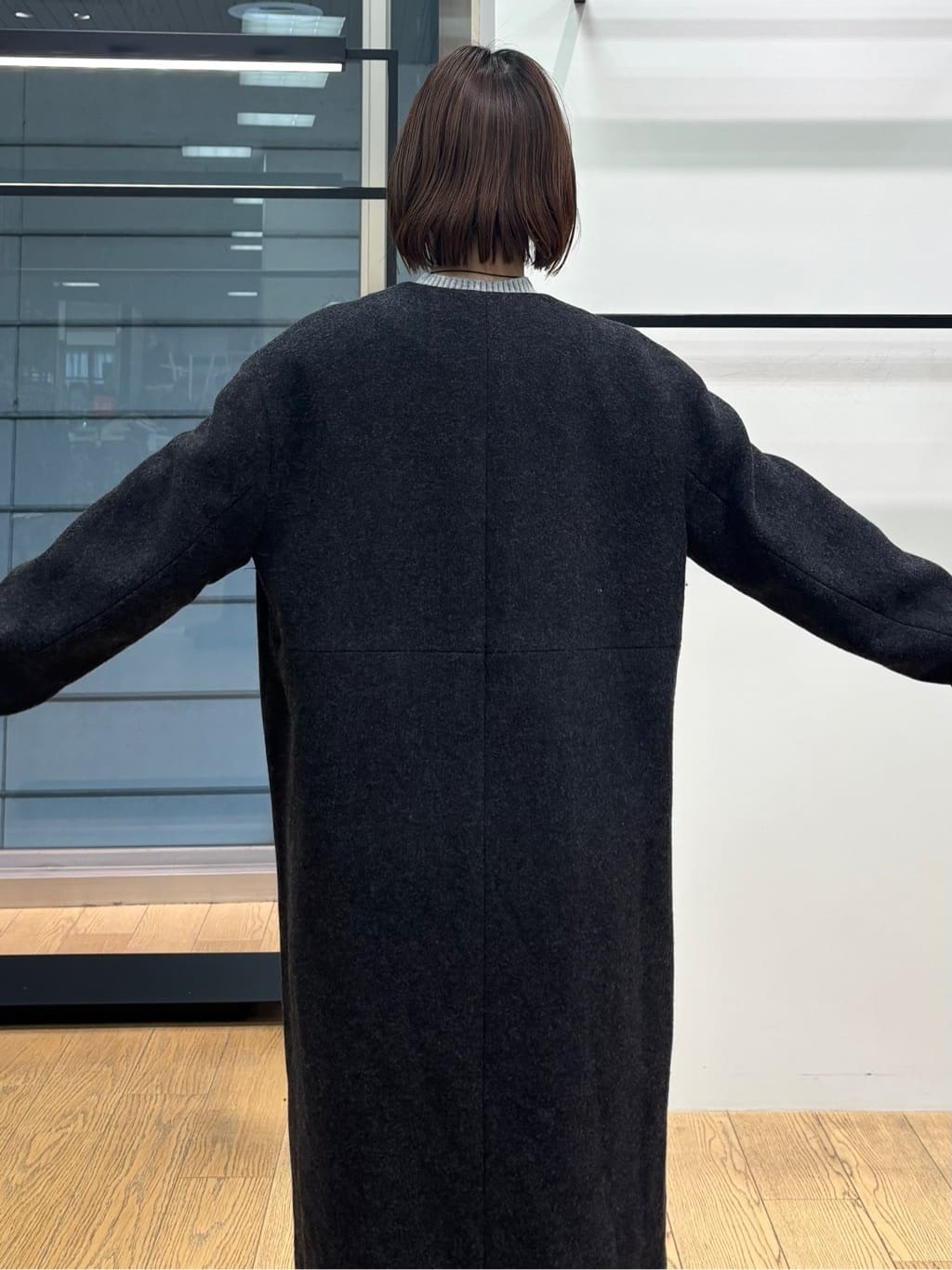 asamiさんの「INDIVI｜【褒められパンツ／ウール混】ウォームウール ワイドパンツ」を使ったコーディネート