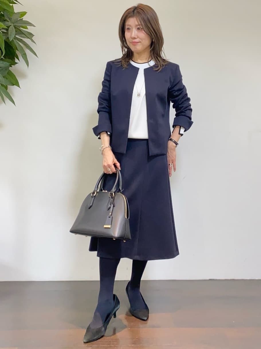 tomoさんの「UNTITLED｜【洗えるスーツ/ストレッチ】ウール混ジャージ ノーカラージャケット」を使ったコーディネート