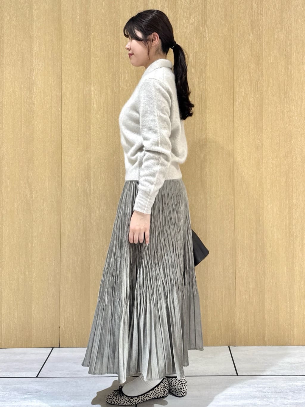 nanaさんの「UNTITLED｜【ふわふわニット/オンオフ使える】フォックスカシミヤ衿付きカーディガン」を使ったコーディネート