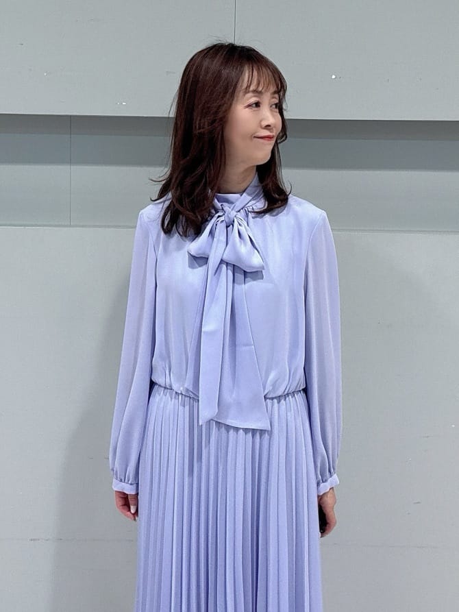 makiさんの「UNTITLED｜◆【フォーマル/洗える】ボウタイ プリーツワンピース」を使ったコーディネート