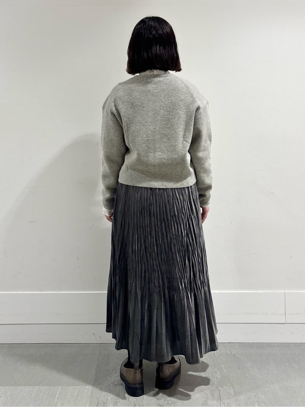 モエカさんの「UNTITLED｜【ハイネック/レイヤード/重ね着におすすめ】トリコットベロア シアーインナー」を使ったコーディネート