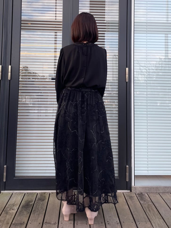 abeさんの「Couture brooch｜【2WAY・ハレの日・通勤】エンブロレースブラウス」を使ったコーディネート