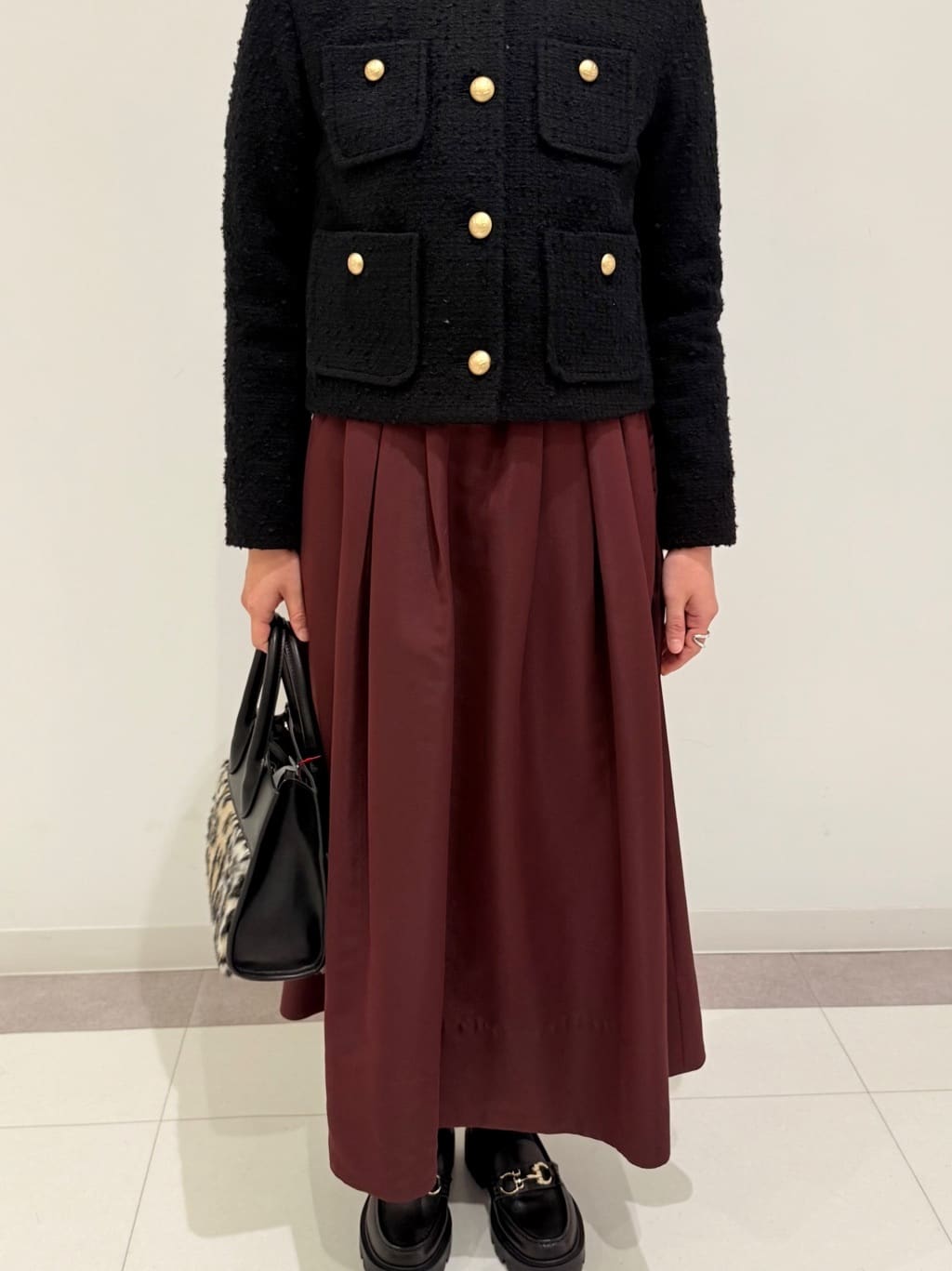 MIYAKAWAさんの「DRESSTERIOR｜◆フェイクファーコンビリサイクルレザートートバッグ」を使ったコーディネート