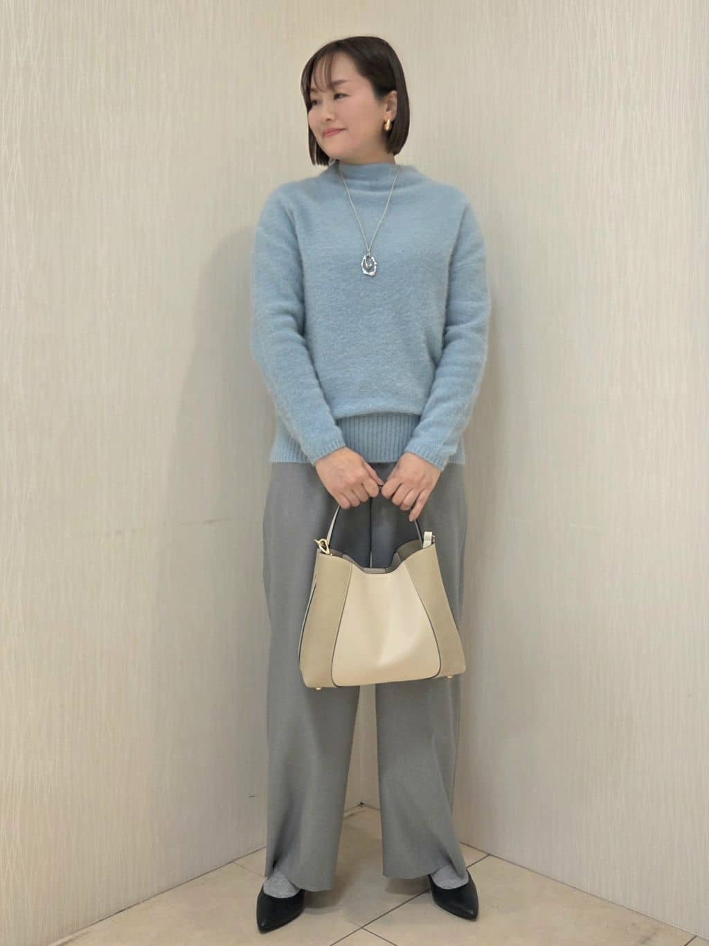 naokoさんの「UNTITLED｜【洗える/ワイド/ウエストゴム】ストレッチドロストパンツ」を使ったコーディネート