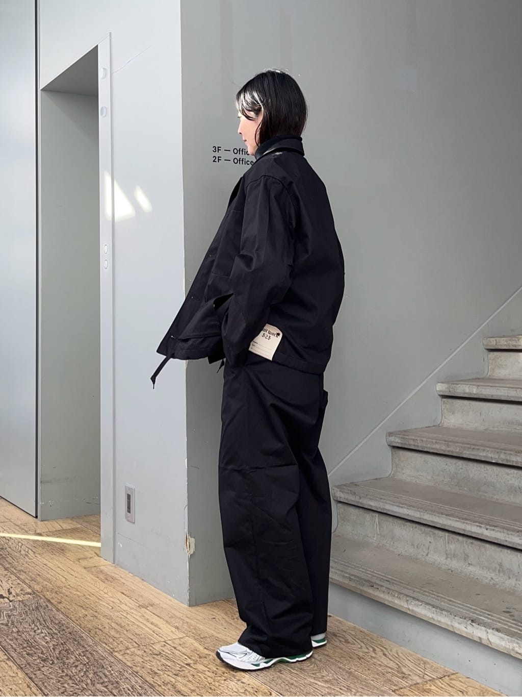 神野（jinno）さんの「TAKEO KIKUCHI｜【Sサイズ～】カツラギストレートパンツ」を使ったコーディネート