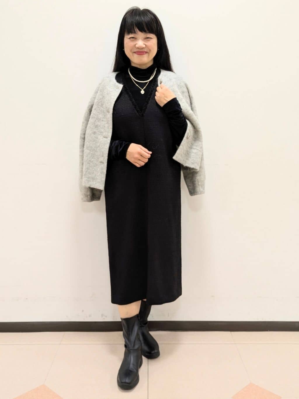 ともさんの「UNTITLED｜【洗える/細見え】ツイード ジャンパースカート」を使ったコーディネート