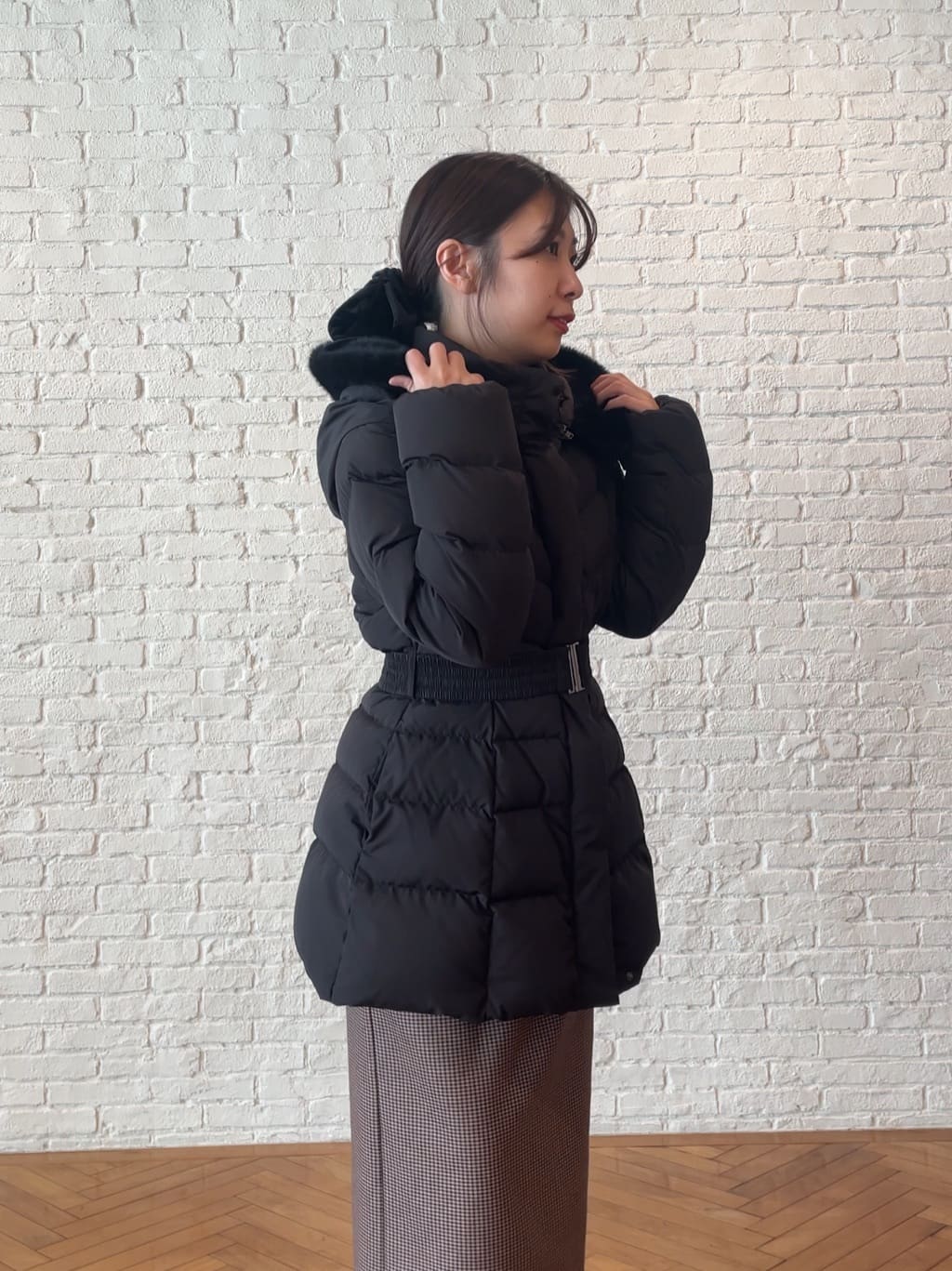 abeさんの「Couture brooch｜リボンカラーデザインニット」を使ったコーディネート