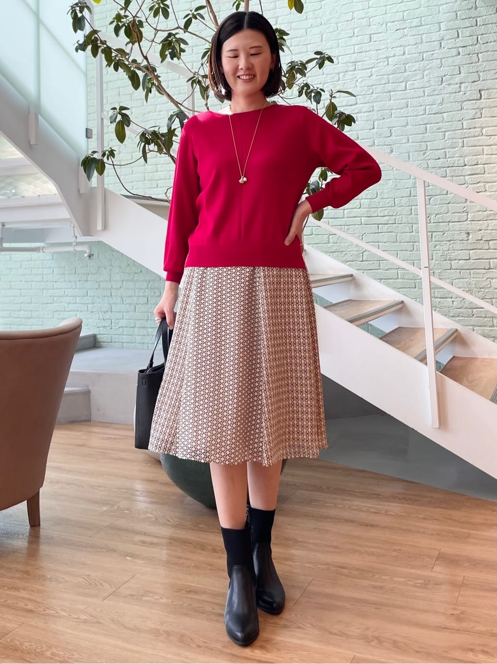 あやたかさんの「Reflect｜【選べる6色／長く着られる◎】ボートネックニット」を使ったコーディネート