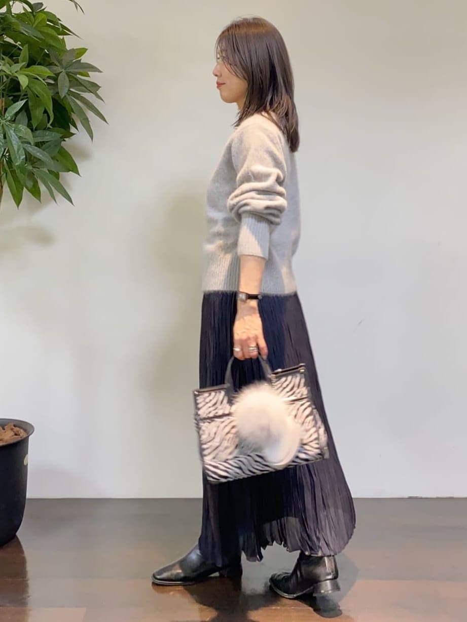 tomoさんの「UNTITLED｜【トレンド/撥水機能/防寒】ショートダウンコート」を使ったコーディネート