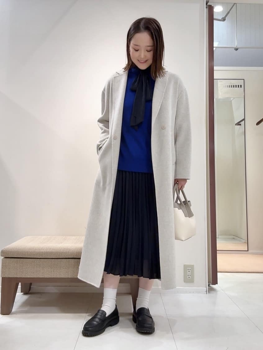 YUIさんの「UNTITLED｜【ロング丈/軽やか】テーラード　リバーコート」を使ったコーディネート