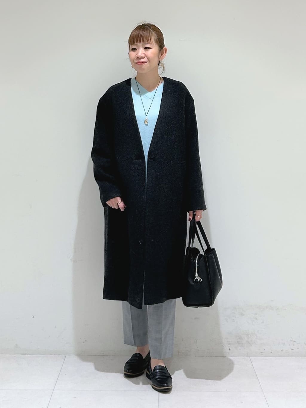 tsuyuさんの「INDIVI｜【軽量／ウール混】ライトフォルム ロングコート」を使ったコーディネート