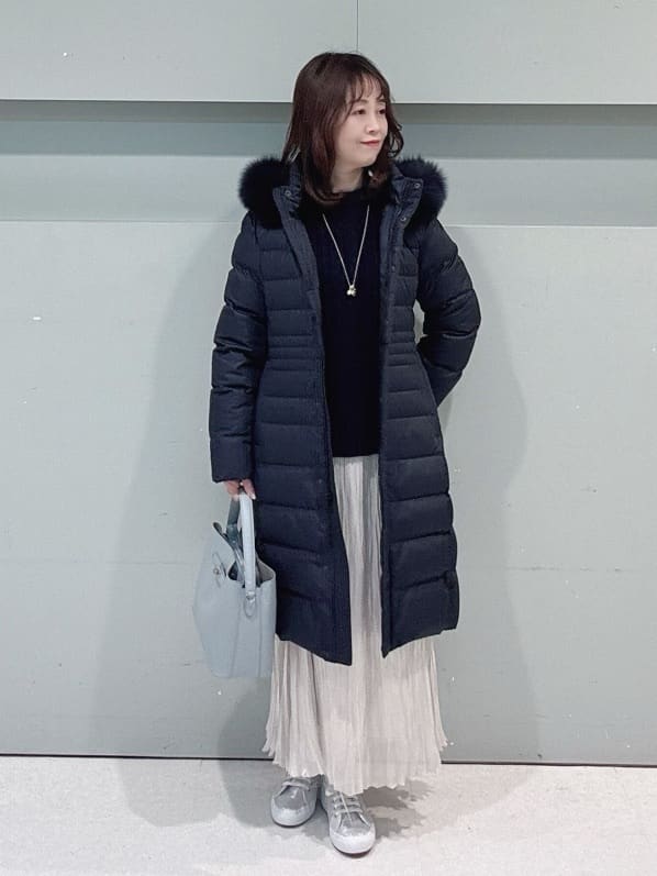 makiさんの「UNTITLED｜【はっ水機能/フード取り外し可/防寒】ロングダウンコート」を使ったコーディネート