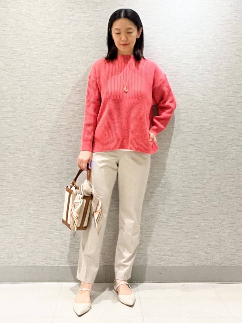 marikoさんの「Reflect｜【腰周りカバー／長め丈】モックネックニットプルオーバー」を使ったコーディネート