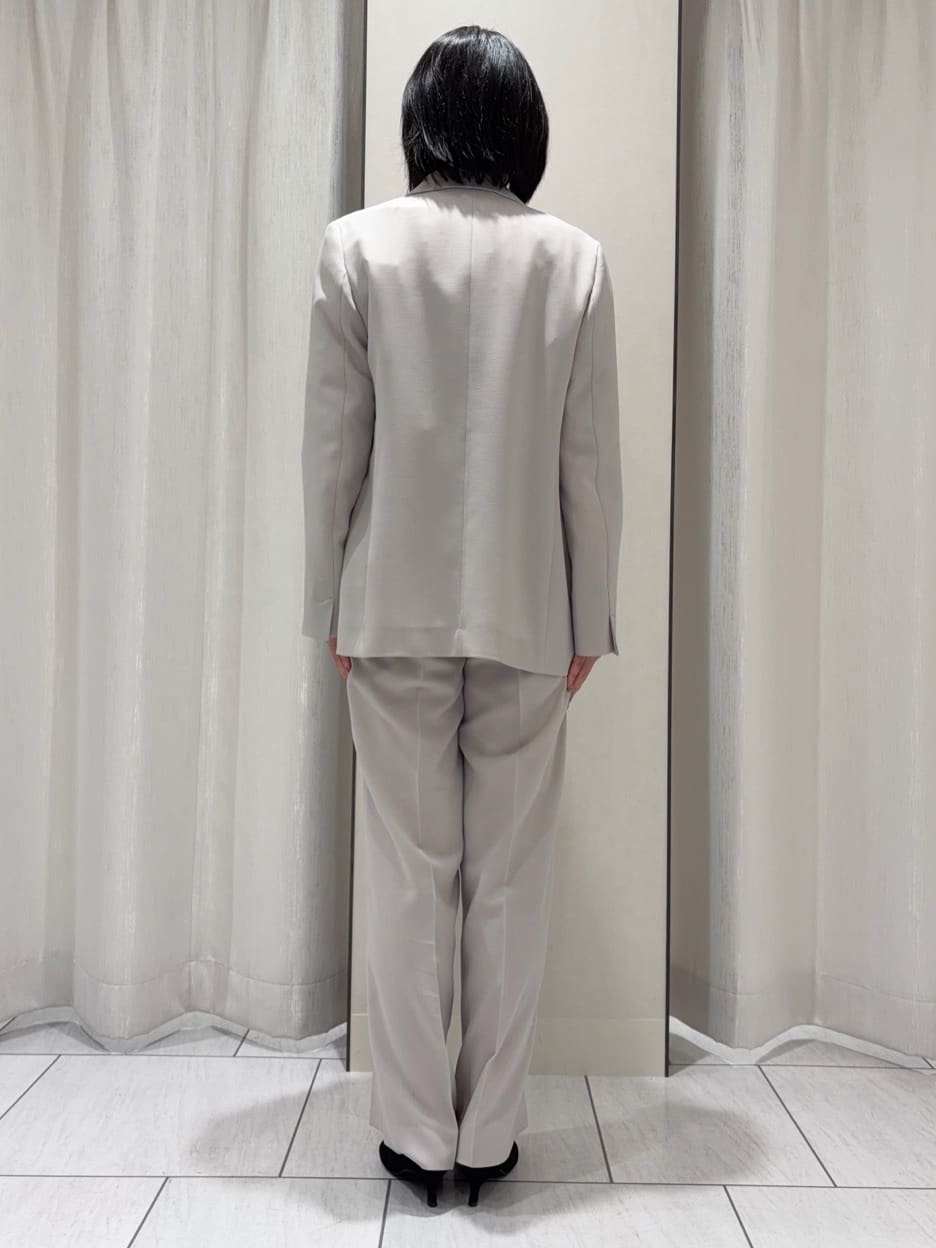 わたなべさんの「UNTITLED｜【新色追加/セットアップ可】エアリー ダブルブレストジャケット」を使ったコーディネート
