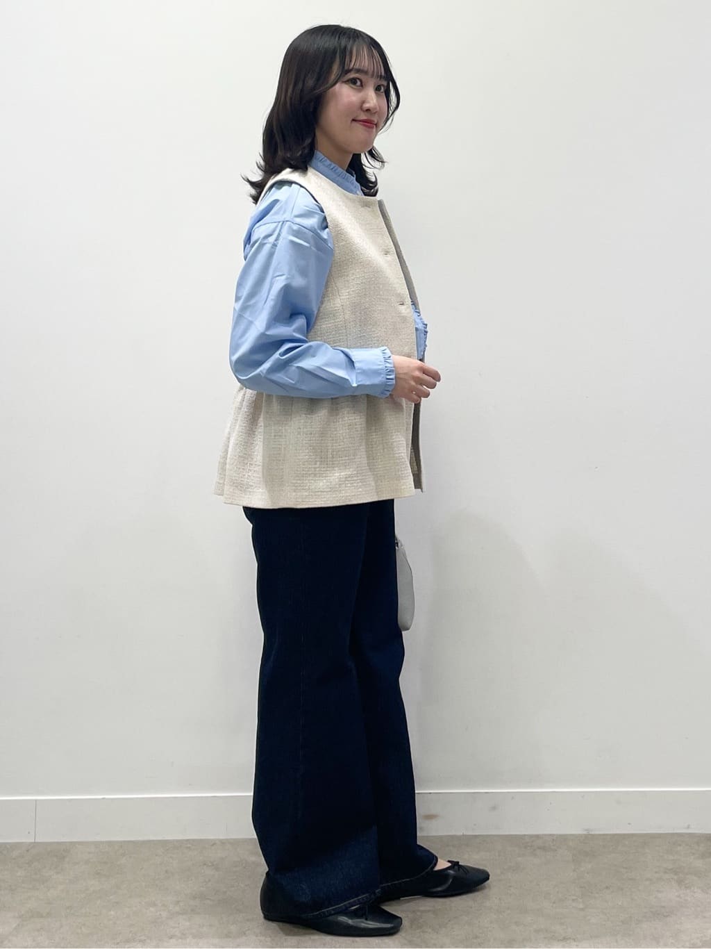 yukariさんの「Dessin｜【入卒/セレモニー】パール調ボタンベスト」を使ったコーディネート