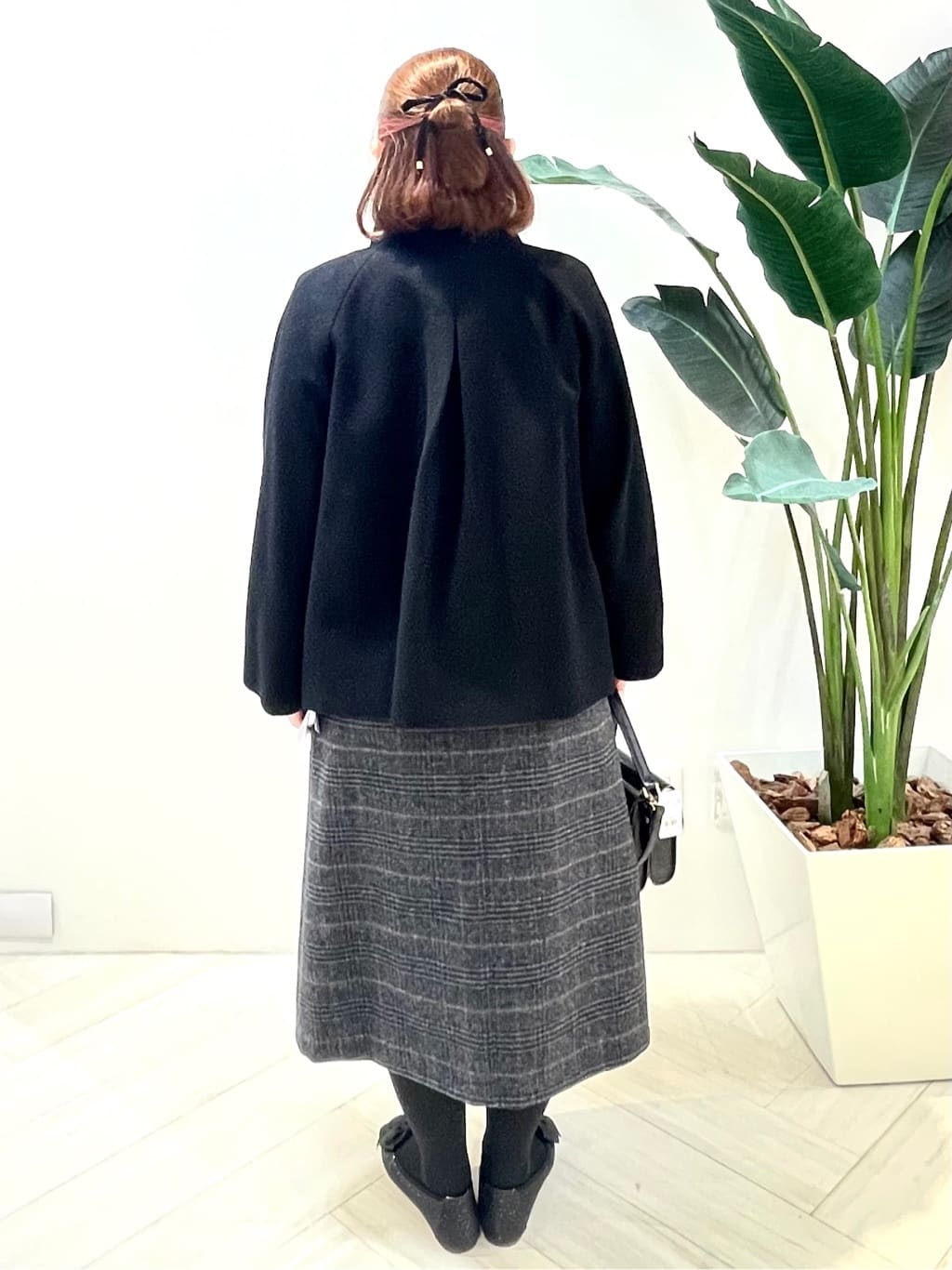 Tomoさんの「UNTITLED｜【着回しが効く／オンオフアウター】ウールショートコート」を使ったコーディネート