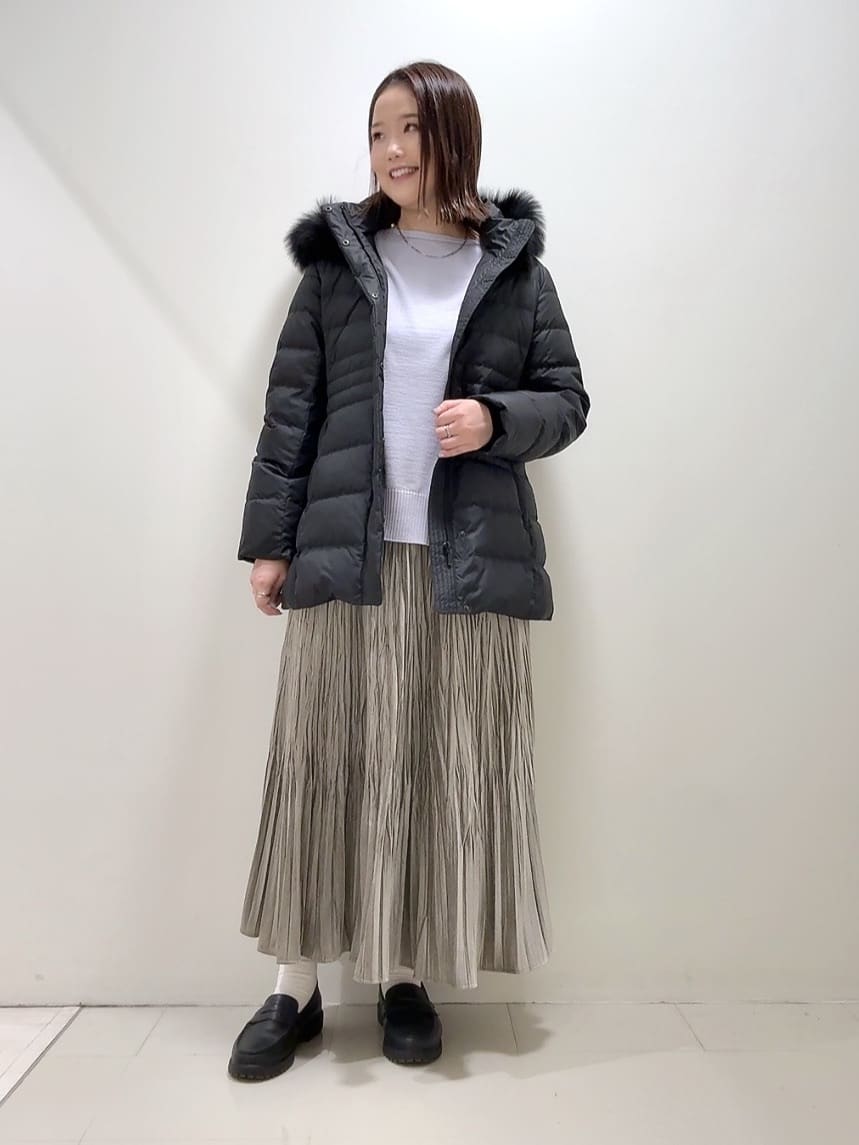 YUIさんの「UNTITLED｜【はっ水機能/フード取り外し可】ミディダウンコート」を使ったコーディネート