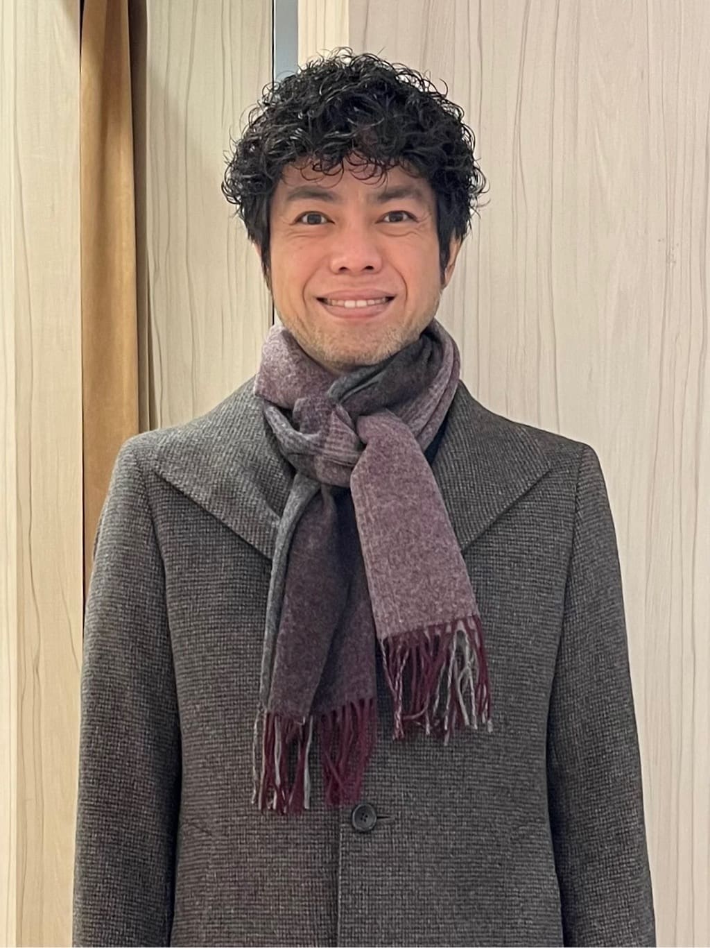 URAさんの「TAKEO KIKUCHI｜カシミヤブレンド ビーバー調ピンヘッドスタンドカラーコート」を使ったコーディネート