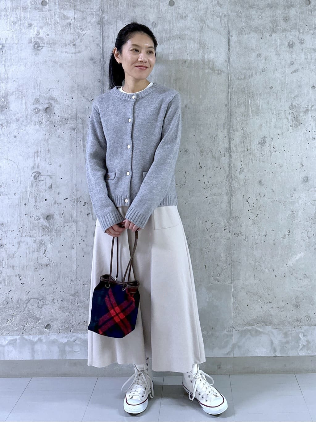 kumiさんの「Dessin｜ウールカシミヤカーディガン」を使ったコーディネート