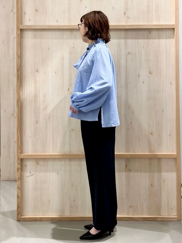 nakoさんの「THE SHOP TK｜【通勤スタイルに】ダブルクロス ノーカラージャケット/セットアップ可」を使ったコーディネート