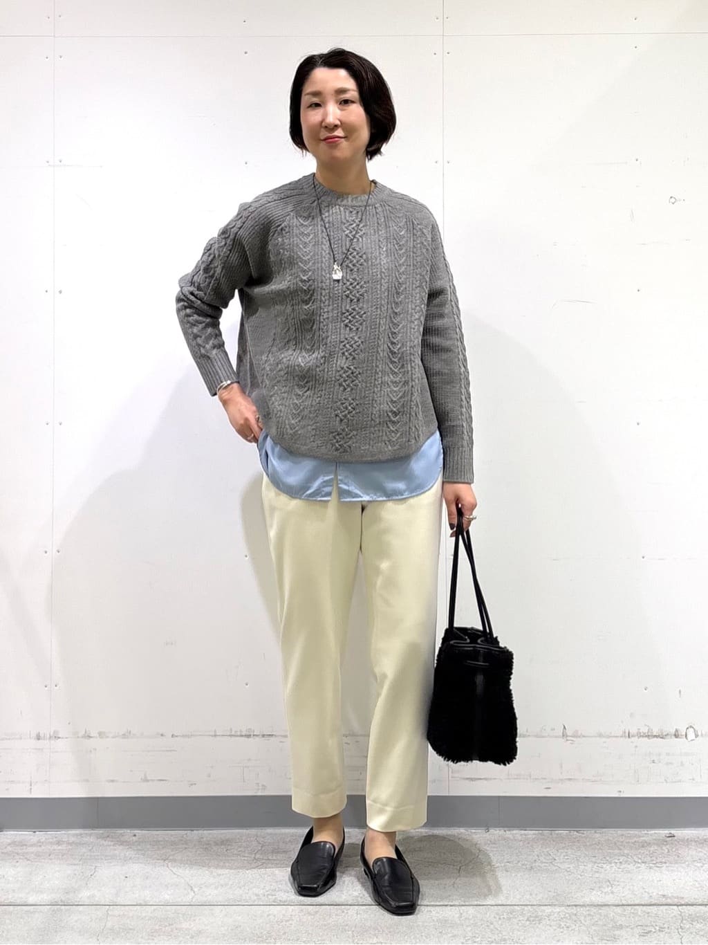yuriさんの「INDIVI｜【コットン】シャツ切り替えカットソー」を使ったコーディネート