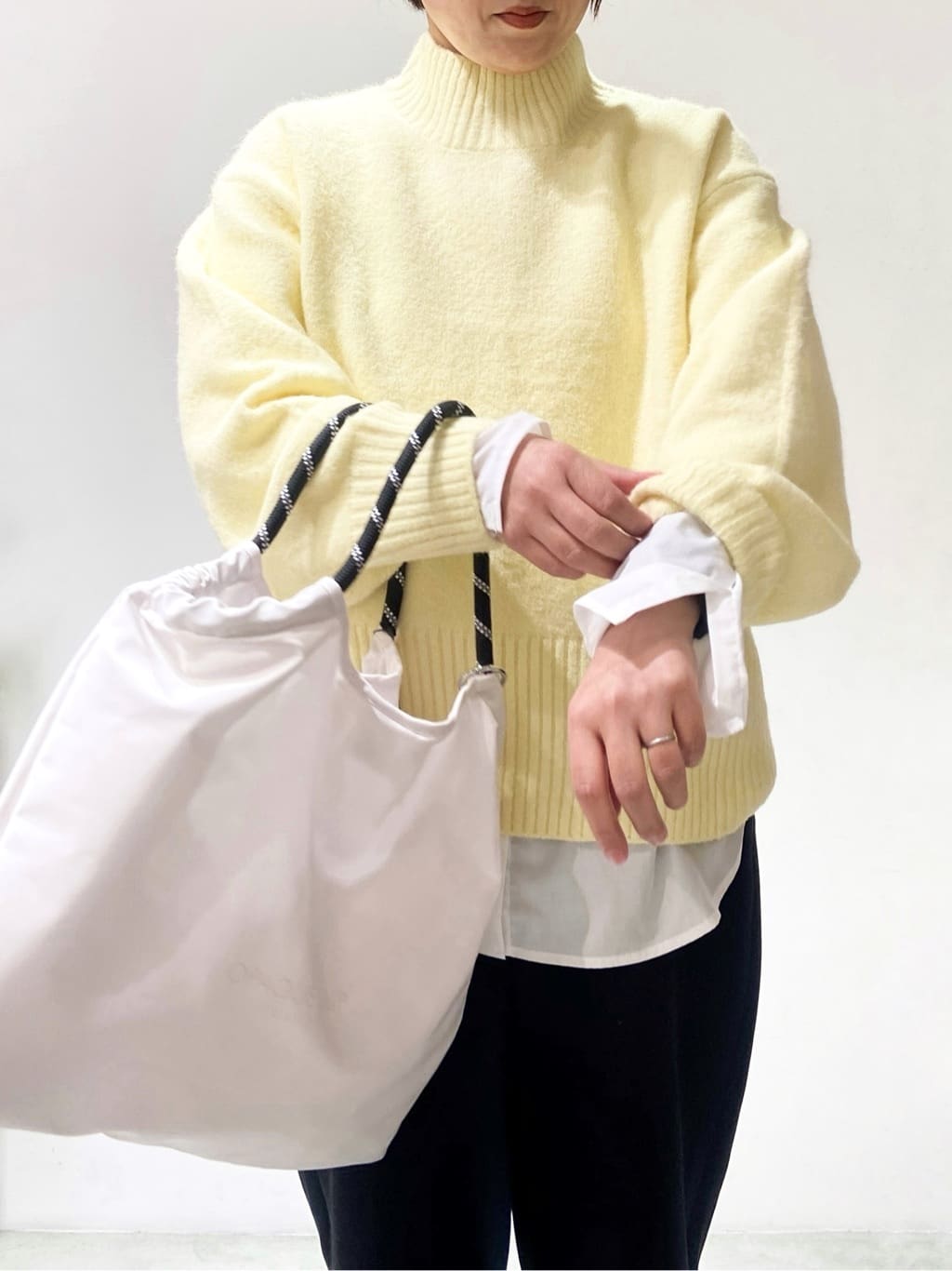 MIHOさんの「OPAQUE.CLIP｜ふわふわハイネックニット【洗濯機OK】」を使ったコーディネート