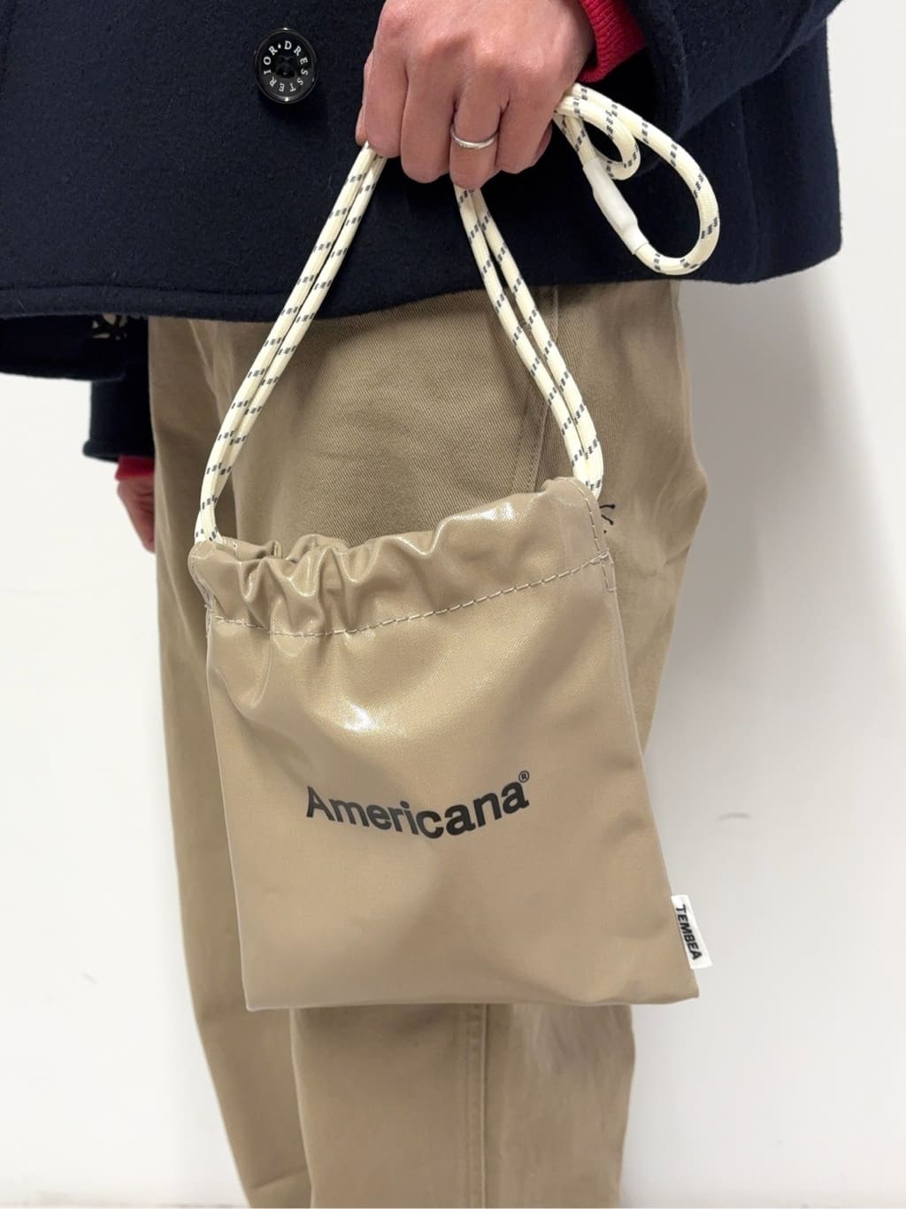 Nishijimaさんの「DRESSTERIOR｜Americana（アメリカーナ）&times;TEMBEA PVCコーティング巾着」を使ったコーディネート