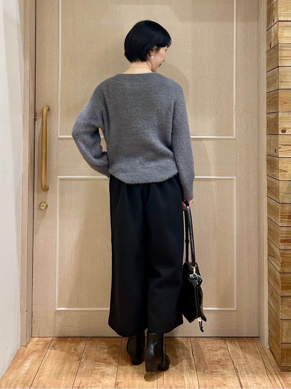 ちぐささんの「SHOO･LA･RUE｜【高レビュー】ウエストゴムで穿きやすい　ガウチョパンツ」を使ったコーディネート