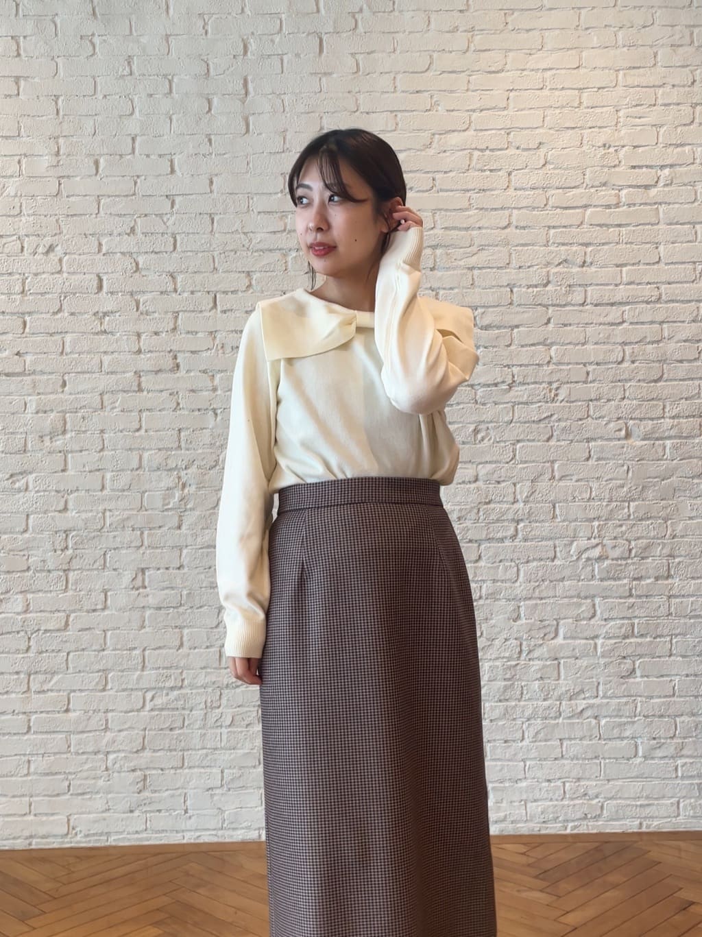 abeさんの「Couture brooch｜リボンカラーデザインニット」を使ったコーディネート
