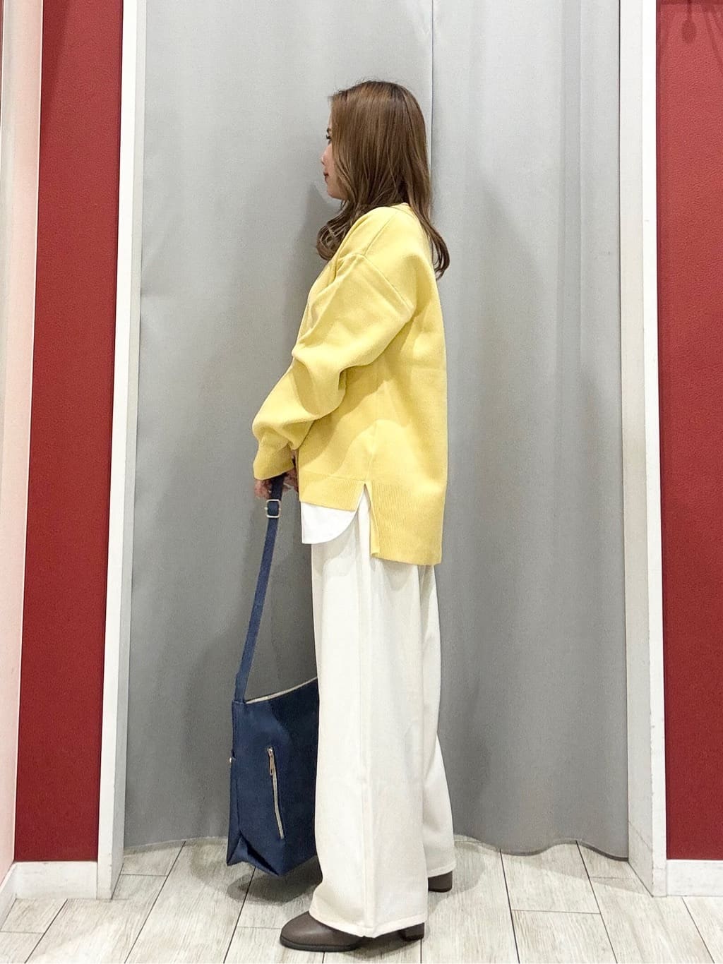shioさんの「SHOO･LA･RUE｜【高レビュー/洗濯機可/S-LL】さらに軽くなった スポンディッシュ裾フェイクトップス」を使ったコーディネート