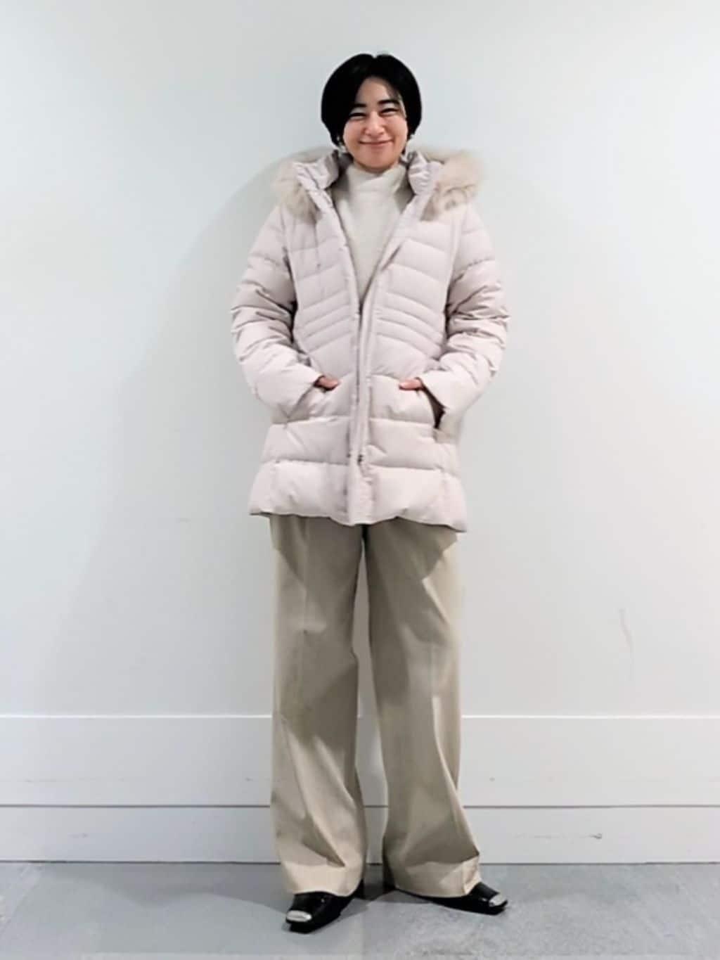 ミズタさんの「UNTITLED｜【大人な品格/ふわふわニット】フォックスカシミヤ コクーンニット」を使ったコーディネート
