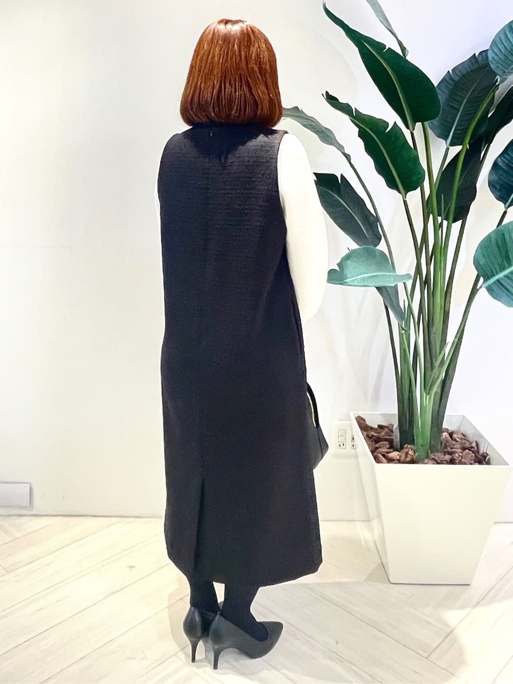 Tomoさんの「UNTITLED｜【洗える/細見え】ツイード ジャンパースカート」を使ったコーディネート