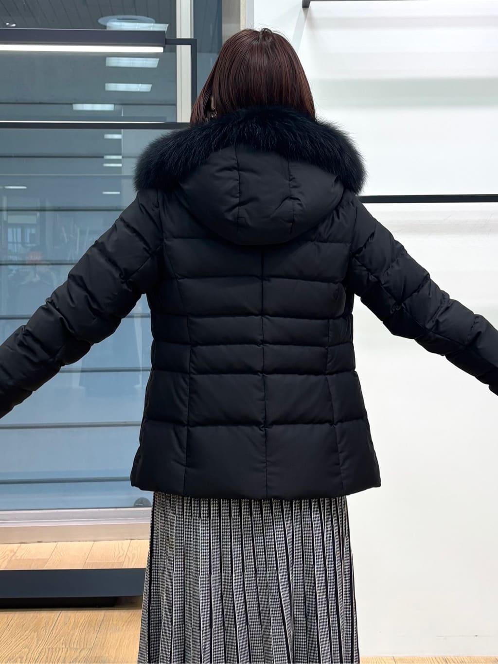 asamiさんの「INDIVI｜【洗える／SETUP可能】ジャカードボートネックニット」を使ったコーディネート