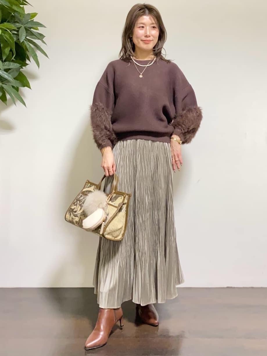 tomoさんの「UNTITLED｜【TORRAZZO DONNA】ファースリーブ2wayプルオーバー」を使ったコーディネート