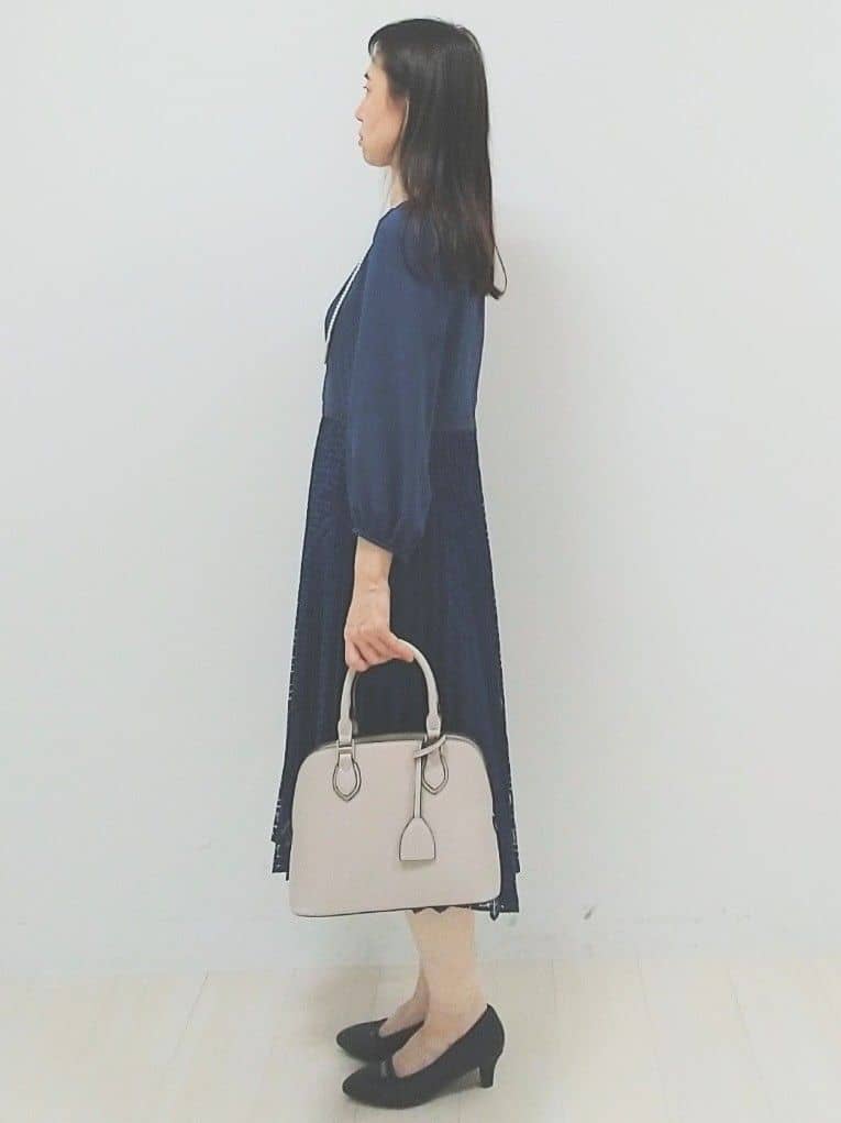 SANAさんの「Reflect｜【SS-4Lサイズ】シフォン&times;幾何柄レースプリーツワンピース」を使ったコーディネート