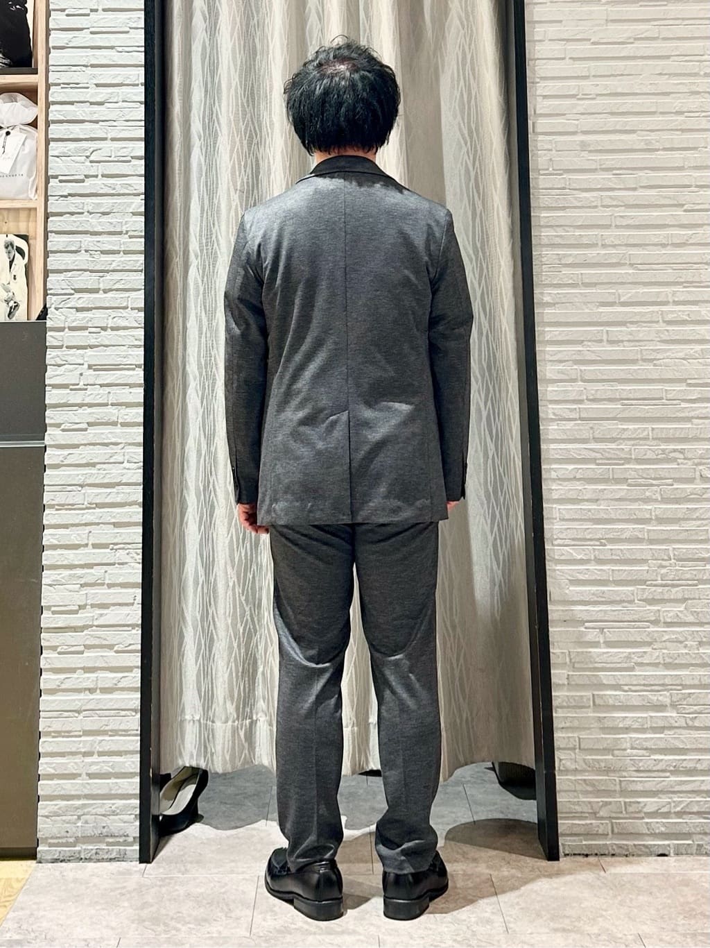 KENJI Iさんの「THE SHOP TK｜【動きやすい、快適ビジネスジャケット】TRジャージ ジャケット　セットアップ可/洗濯機OK/ストレッ」を使ったコーディネート