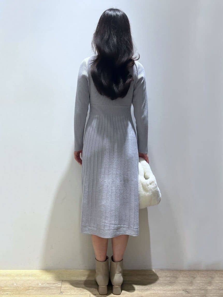 Mimさんの「index｜ラメフェザープルオーバーセット ニットワンピース【洗濯機OK】《XS～LL》」を使ったコーディネート