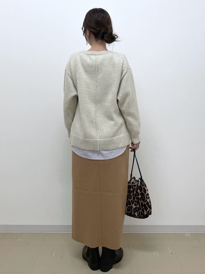 Akiさんの「OPAQUE.CLIP｜リラクシークルーネックニット【洗濯機OK】」を使ったコーディネート