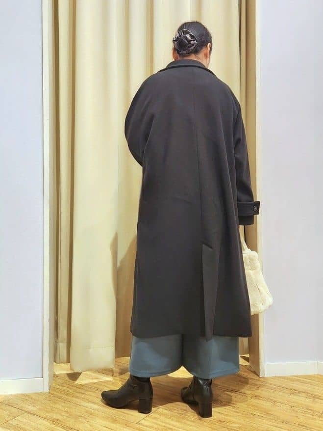 くまさんの「SHOO･LA･RUE｜【S-LL/洗濯機可】ふわふわがやみつきになる柔らかさ スウェットライクロゴニット」を使ったコーディネート